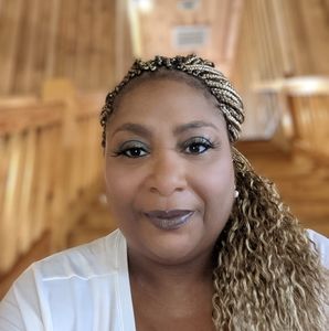 Meet your Posher, Marilynn